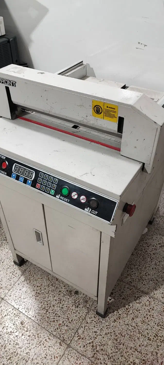 دستگاه برش کاغذ|ماشینآلات صنعتی|رباطکریم, الارد|دیوار