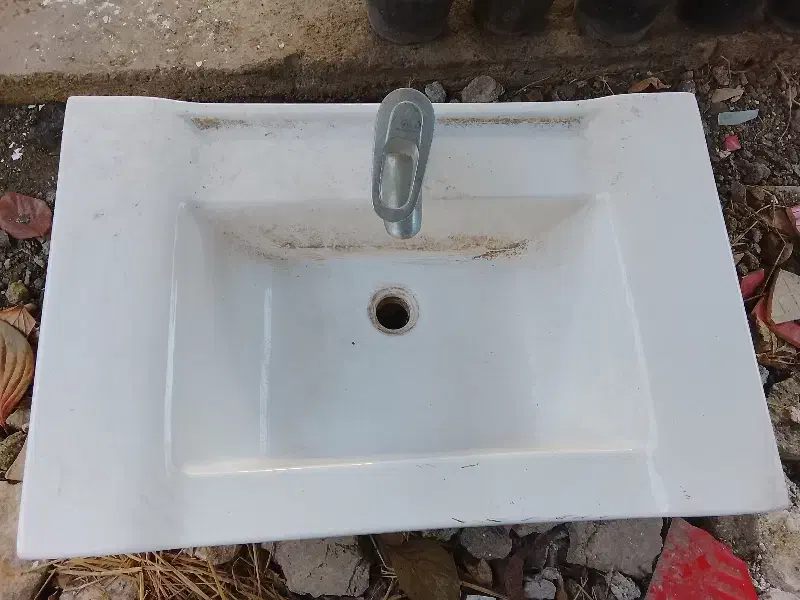 روشویی و فرنگی|لوازم سرویس بهداشتی|نوشهر, |دیوار