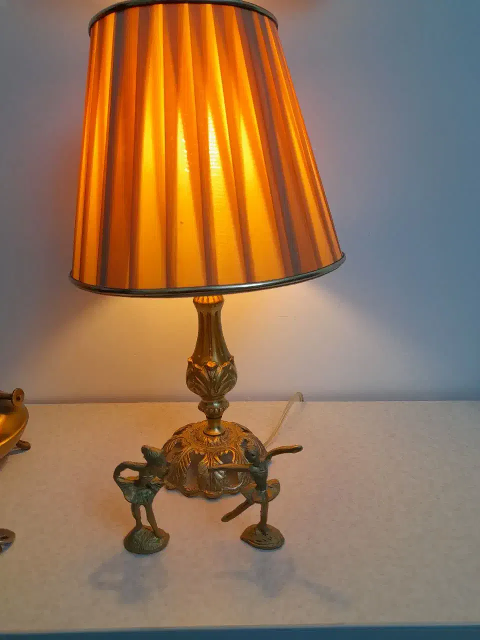 آباژور برنز|چراغ خواب و آباژور|نهاوند, |دیوار