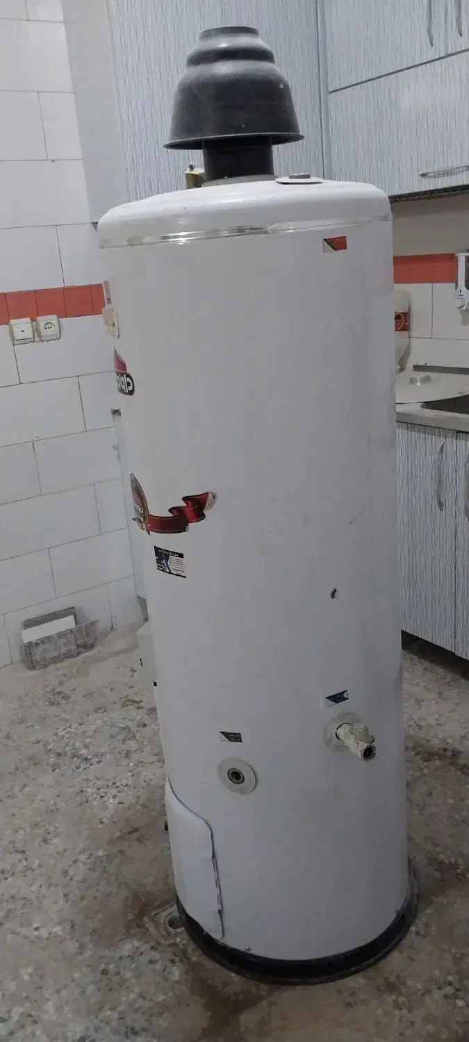 آبگرمکن مخزنی|آبگرمکن، پکیج، شوفاژ|خمینیشهر, |دیوار