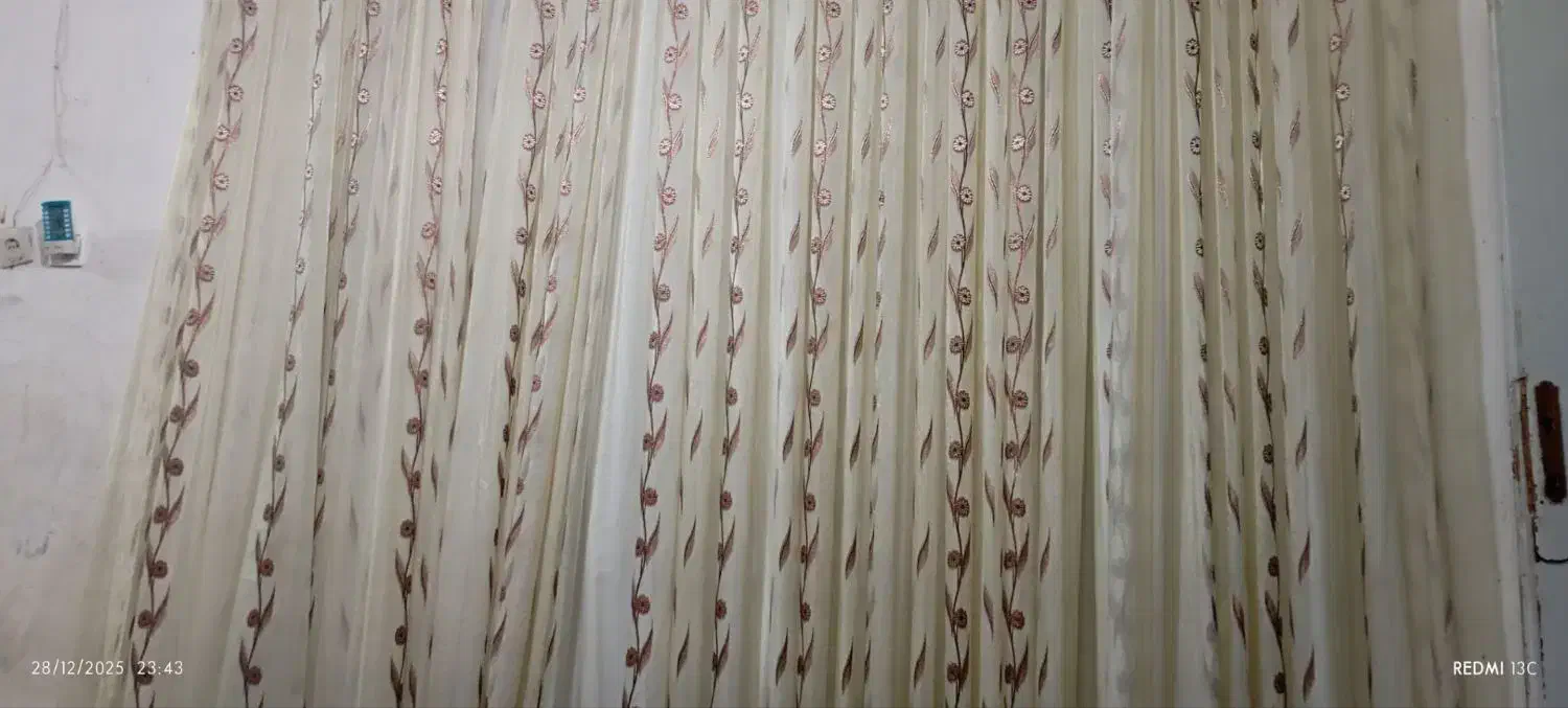 پرده|پرده، رانر، رومیزی|تربت‌حیدریه, باغ سلطانی|دیوار