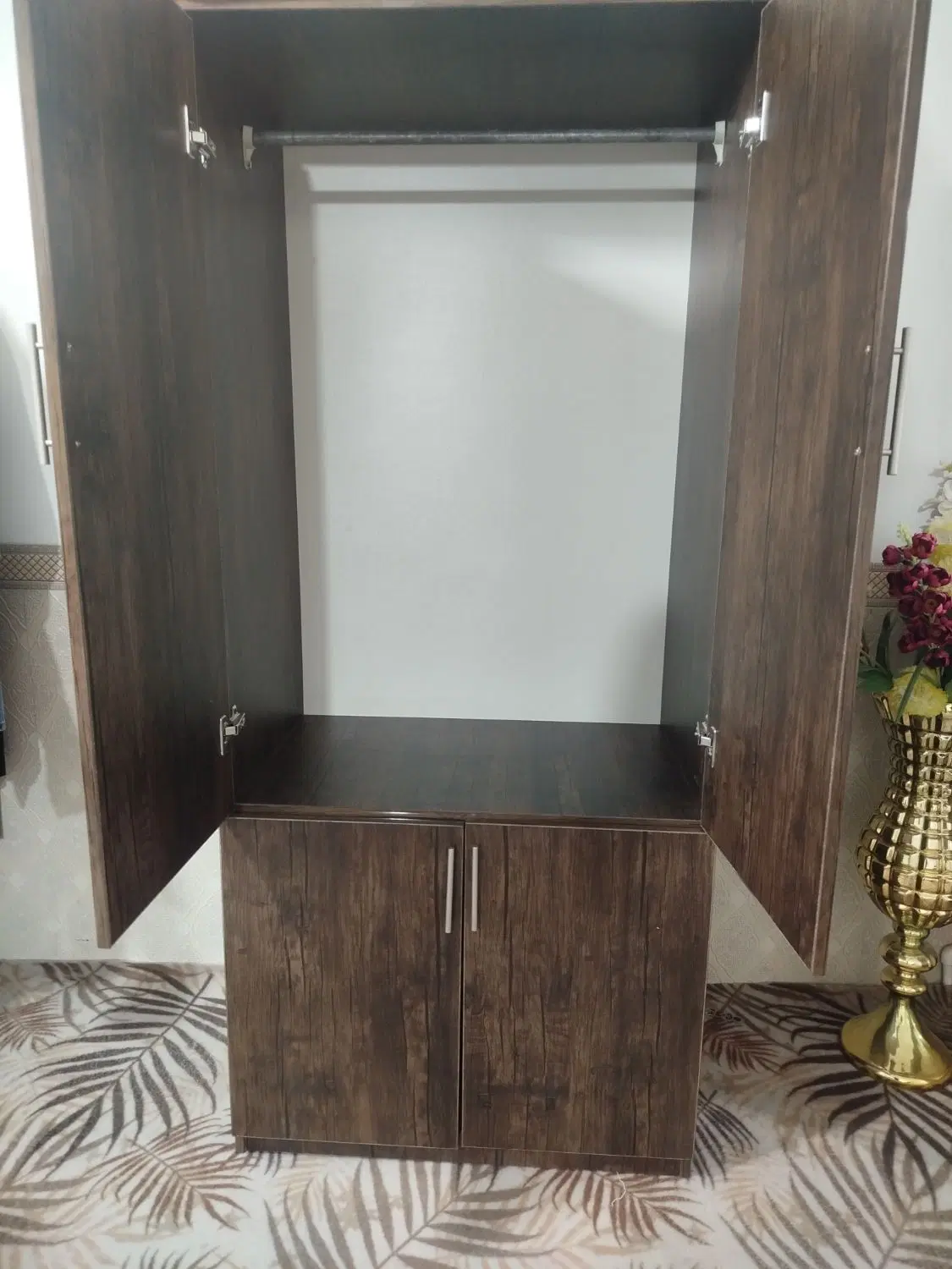 کمد|جاکفشی، کمد، دراور|ملایر, |دیوار