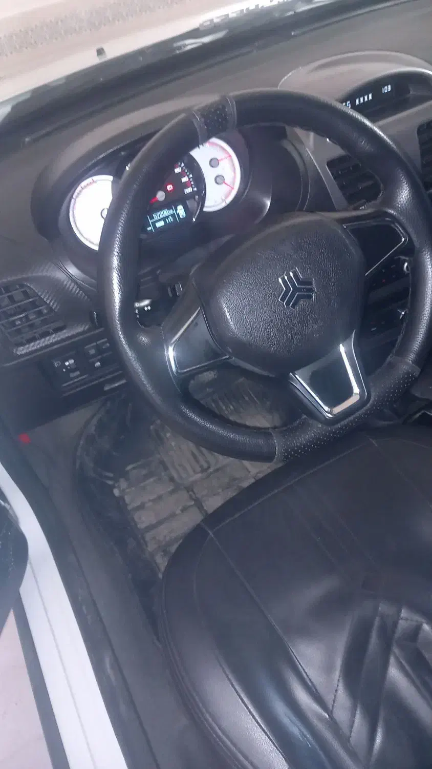 کوئیک Rسفیدمشکی با مدل ۱۴۰۲|خودرو سواری و وانت|اردبیل, |دیوار