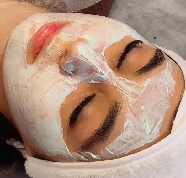 دوره کرمپودر زدن تموم شد|خدمات آرایشگری و زیبایی|زنجان, |دیوار