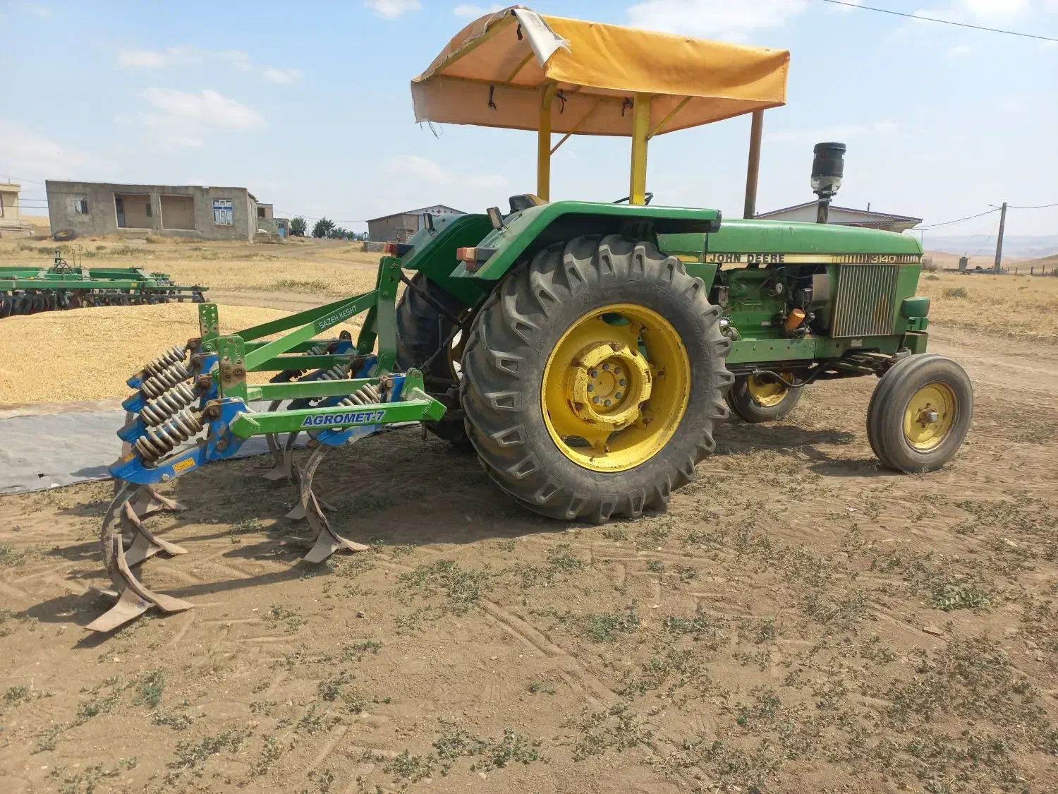 تراکتور جاندیر ۳۱۴۰ درجه یک|خدمات موتور و ماشین|اردبیل, |دیوار