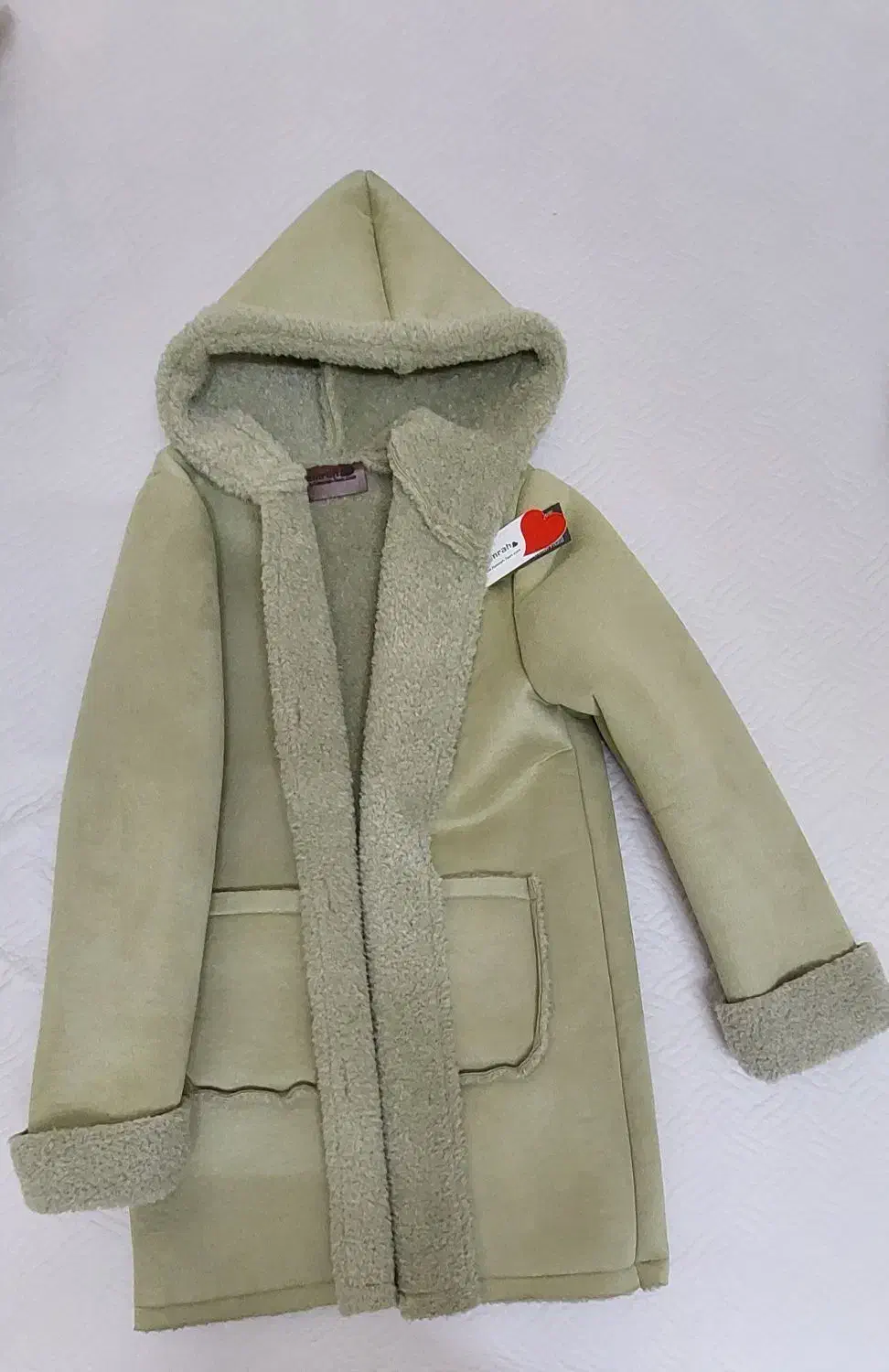 پالتو|لباس|یزدان شهر, |دیوار