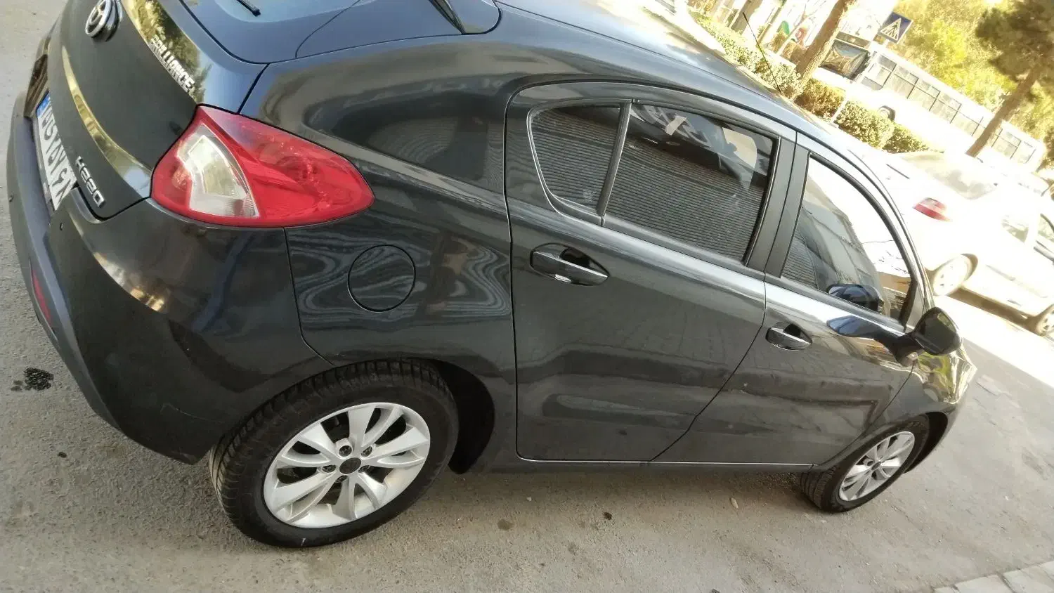 برلیانس اتوماتیک ۲۲۰ مشکی کم کار مدل آخر ۹۵|خودرو سواری و وانت|فردیس, فردیس|دیوار