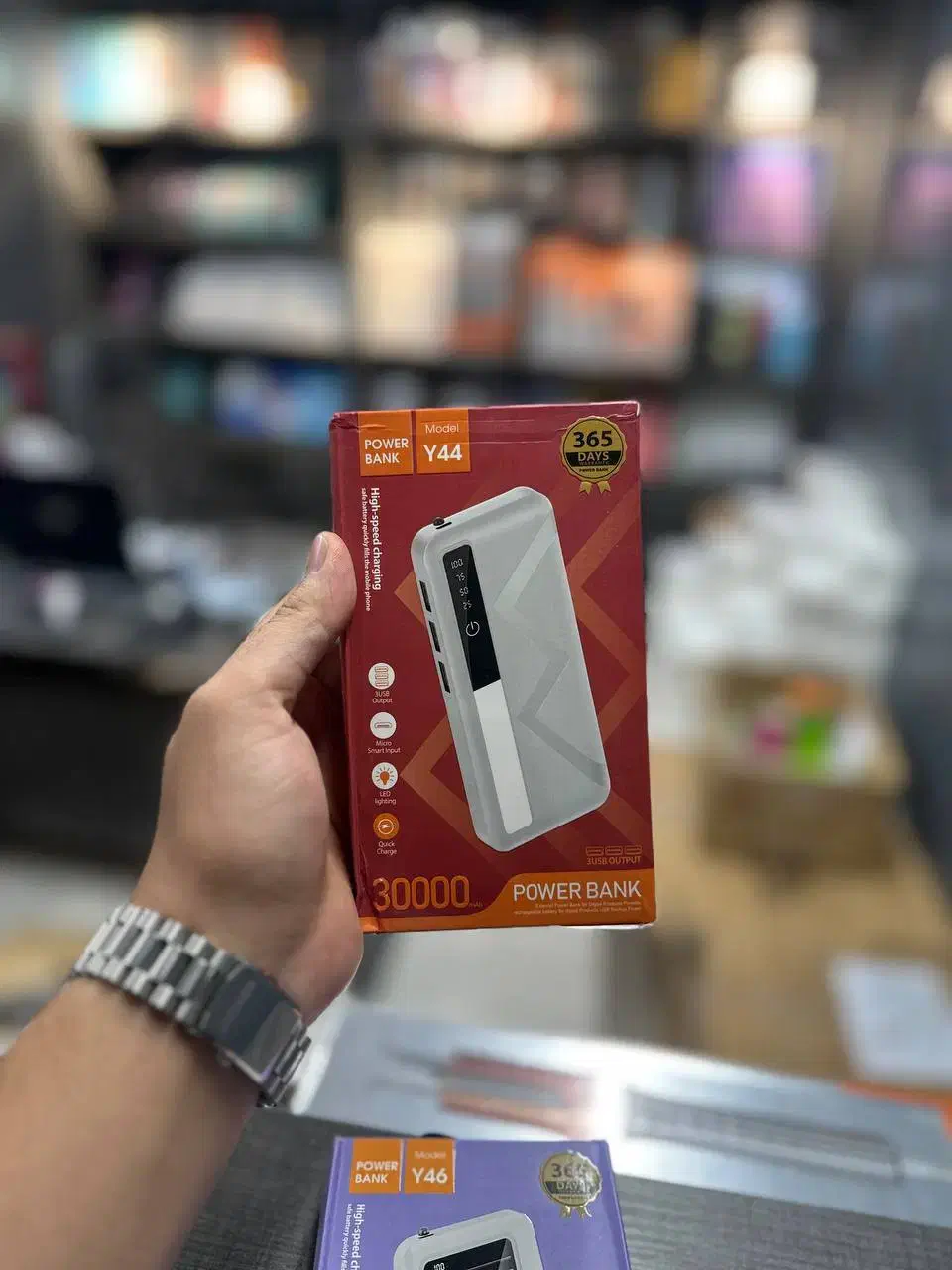 پاوربانک چراغ قوه دار|لوازم جانبی موبایل و تبلت|محمدیه-قزوین, |دیوار