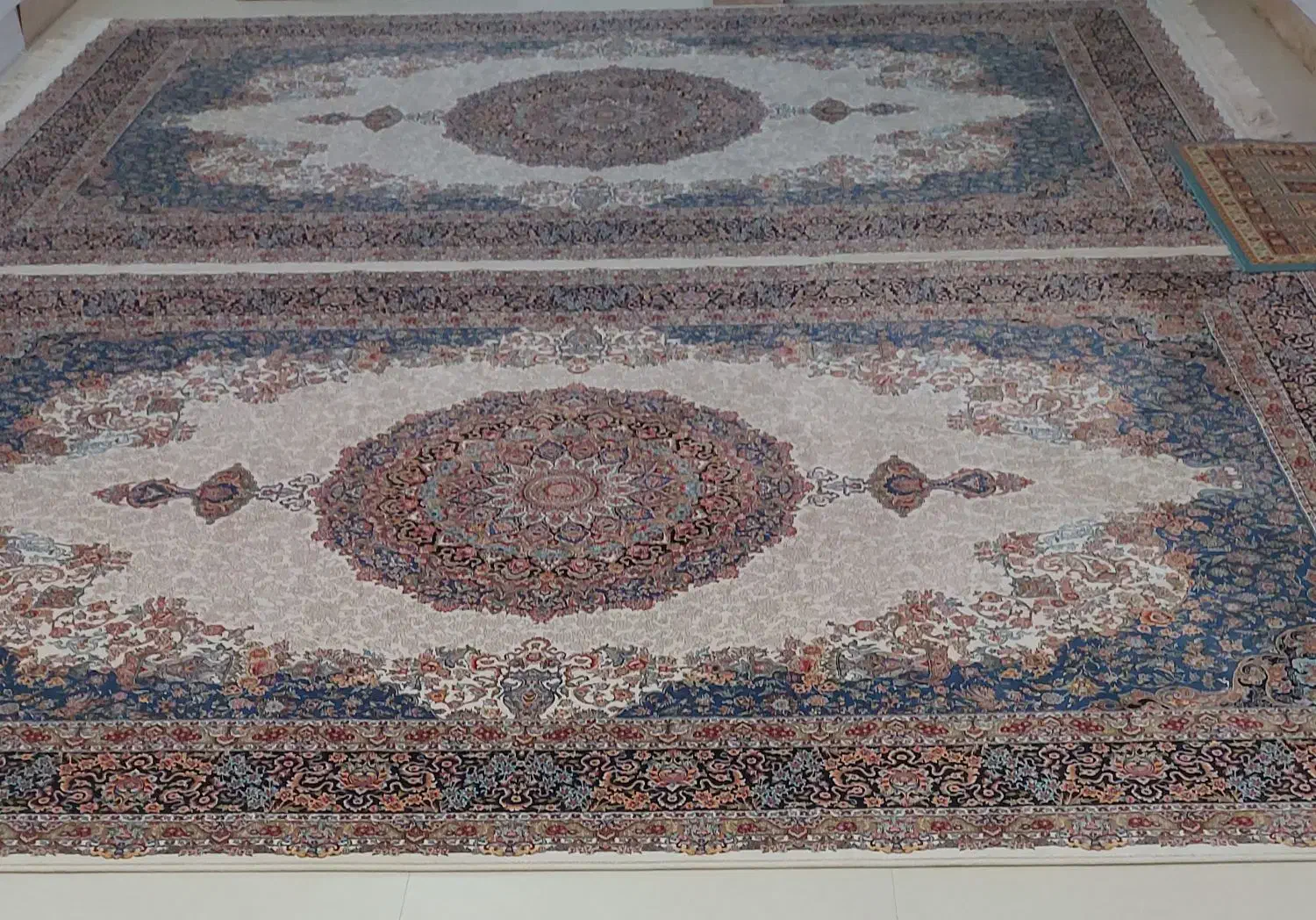 یک جفت فرش ۶ متری|فرش|تالش, هشتپر|دیوار