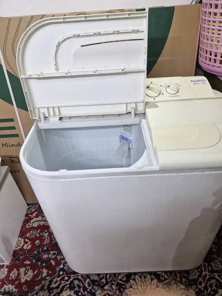 لباسشویی|ماشین لباسشویی و خشک‌کن لباس|فولادشهر, B1|دیوار