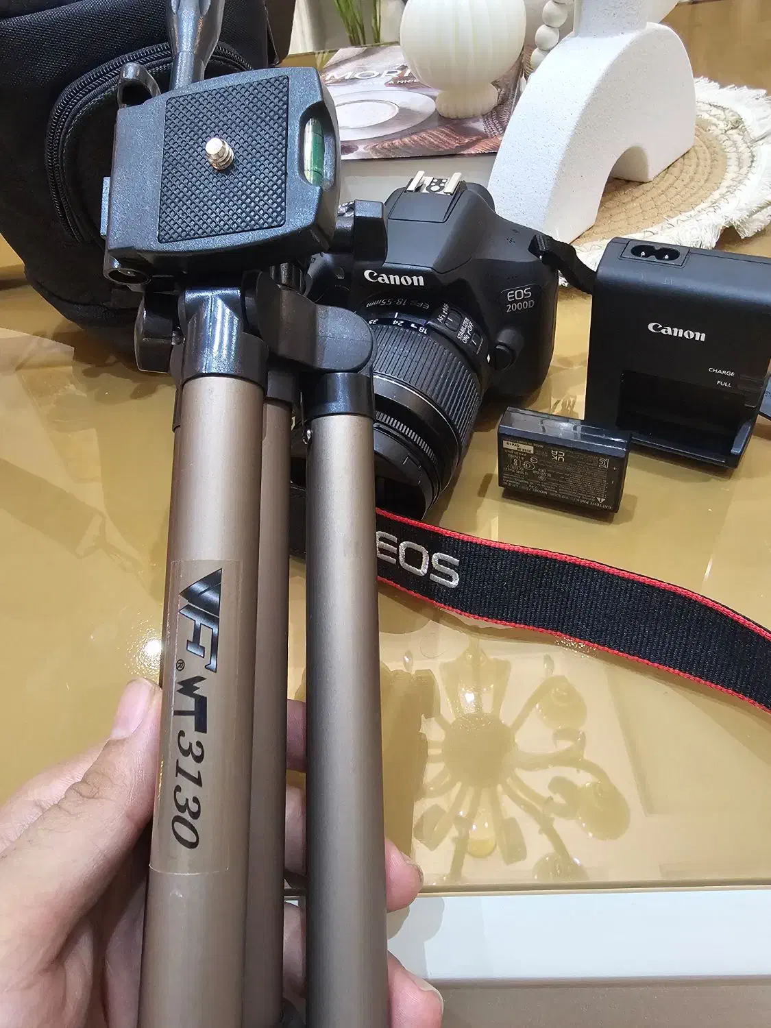دوربین کنون canon  EOS 2000D|دوربین عکاسی و فیلم‌برداری|تهران, جنت‌آباد مرکزی|دیوار