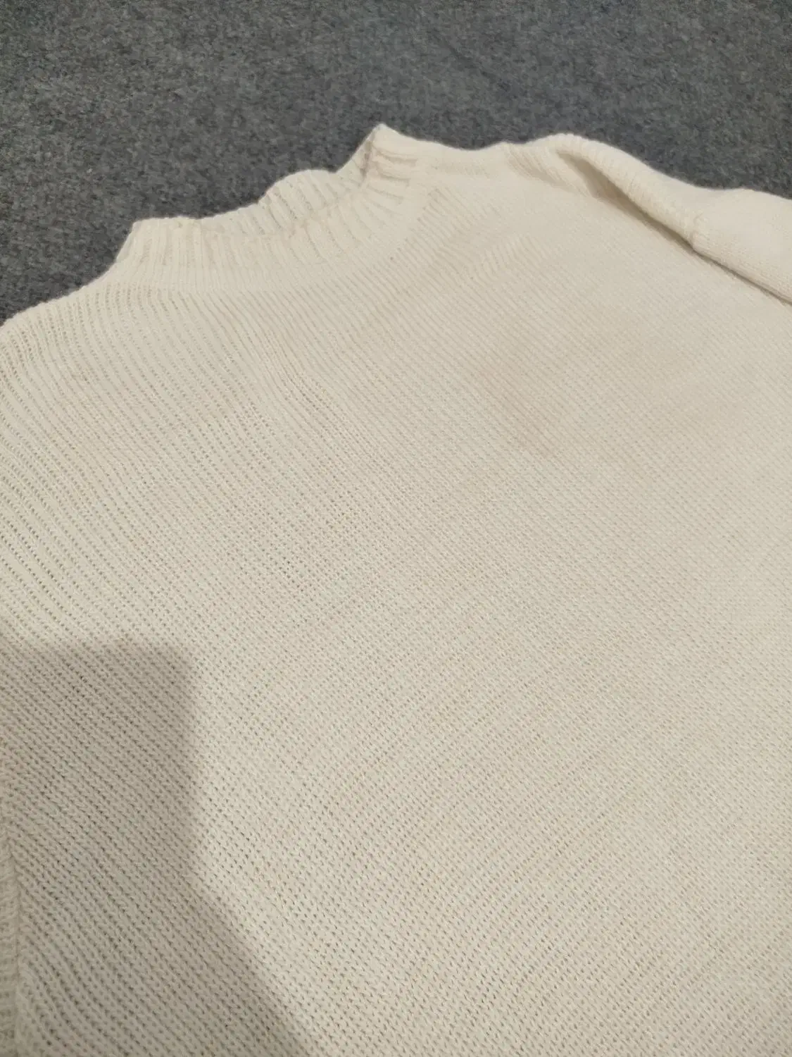 بافت|لباس|نسیم‌شهر, |دیوار