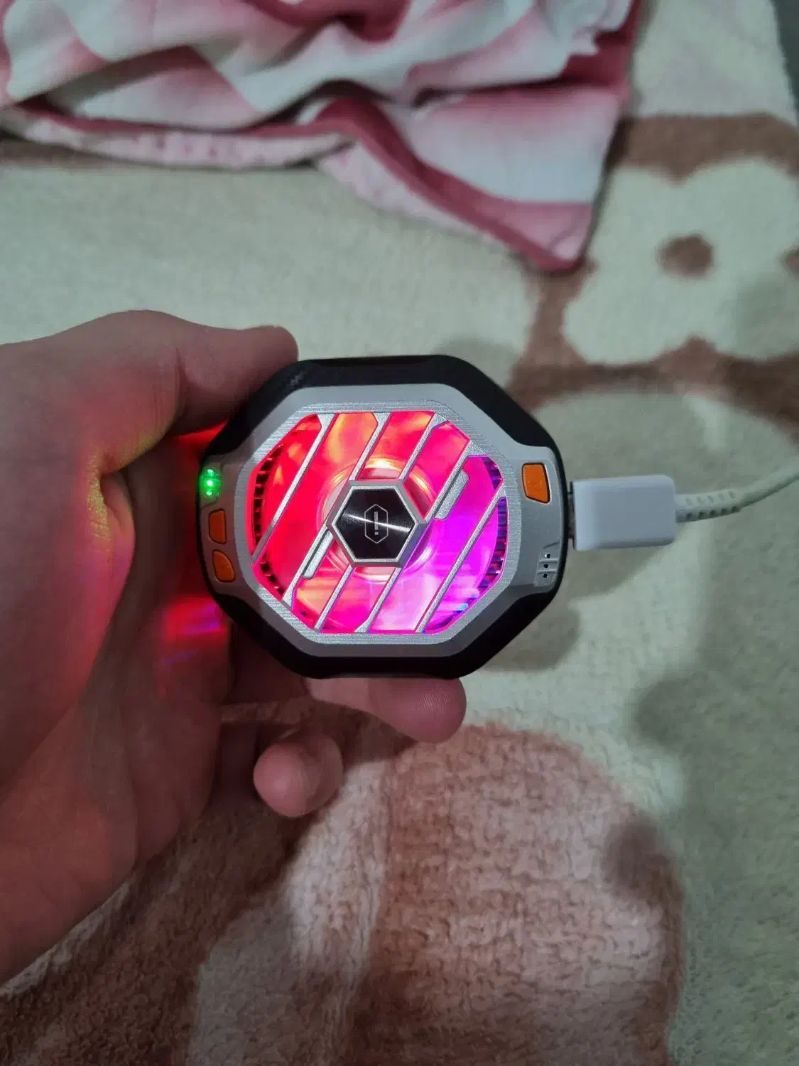 فن خنک کننده گوشی wiwu مگ سیف وایرلس شارژ دار|لوازم جانبی موبایل و تبلت|اردبیل, |دیوار