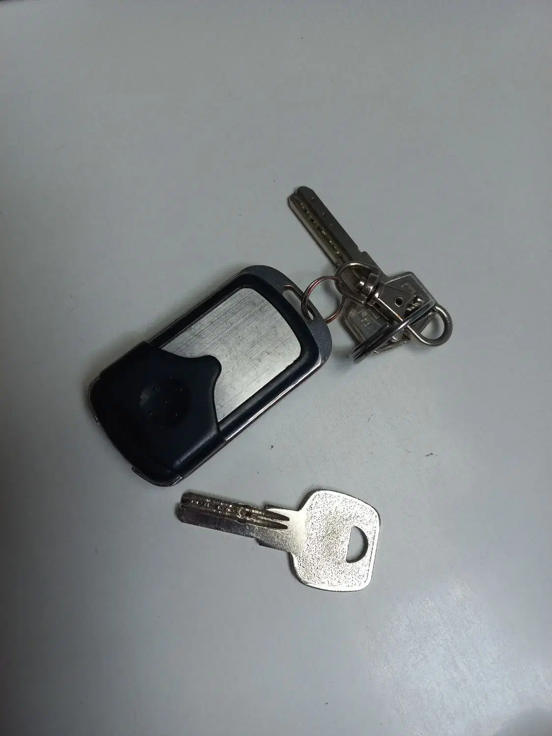 گمشده|اشیا|سنندج, |دیوار