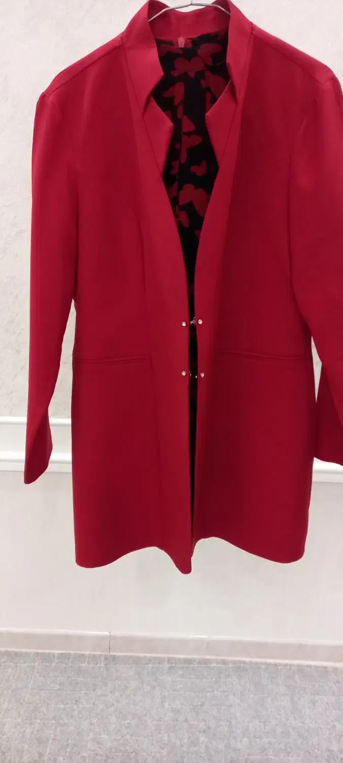 کت مجلسی یلدایی|لباس|قم, نیروگاه|دیوار