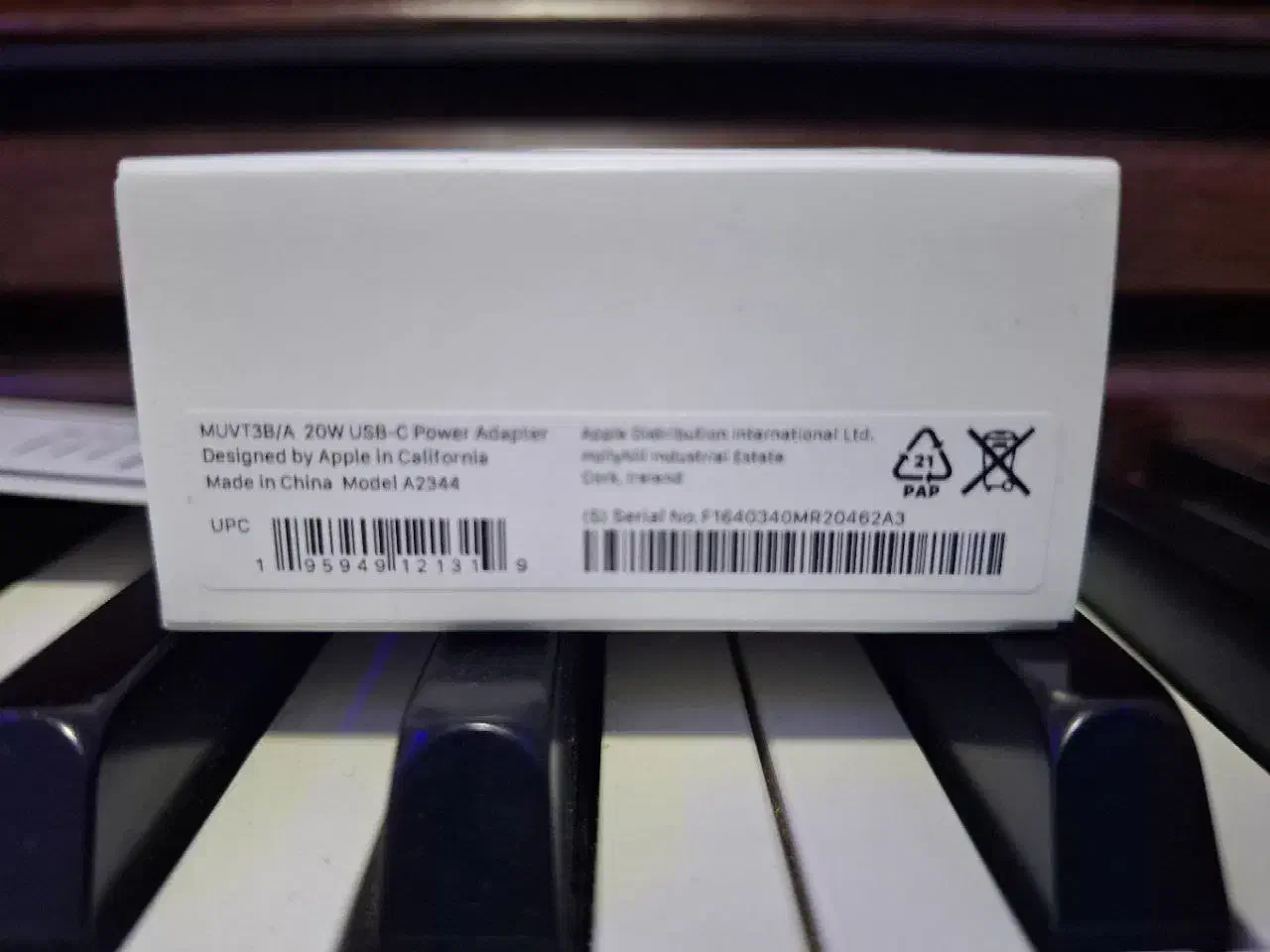 آداپتور 20 وات اصلی|لوازم جانبی موبایل و تبلت|کرج, شهرک فهمیده|دیوار