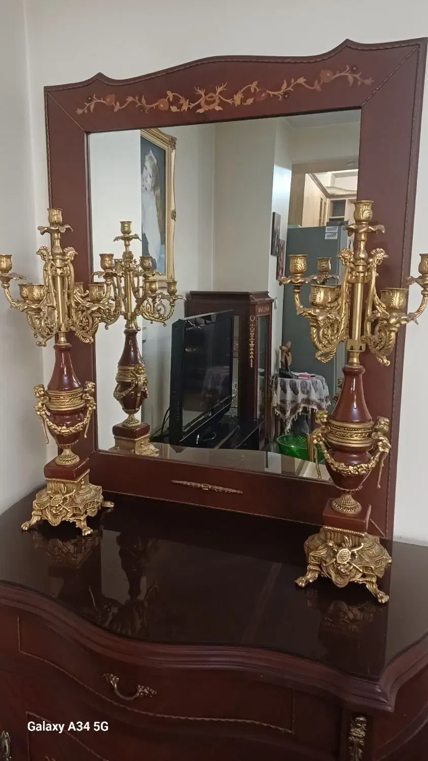 کنسول و آینه شمعدان|بوفه، ویترین، کنسول|فردیس, شهرک ۱۱۰|دیوار