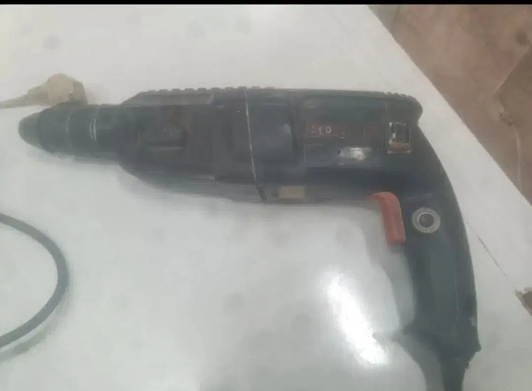 دریل،برند بوش.|ابزارآلات|گلبهار, شهر جدید گلبهار|دیوار