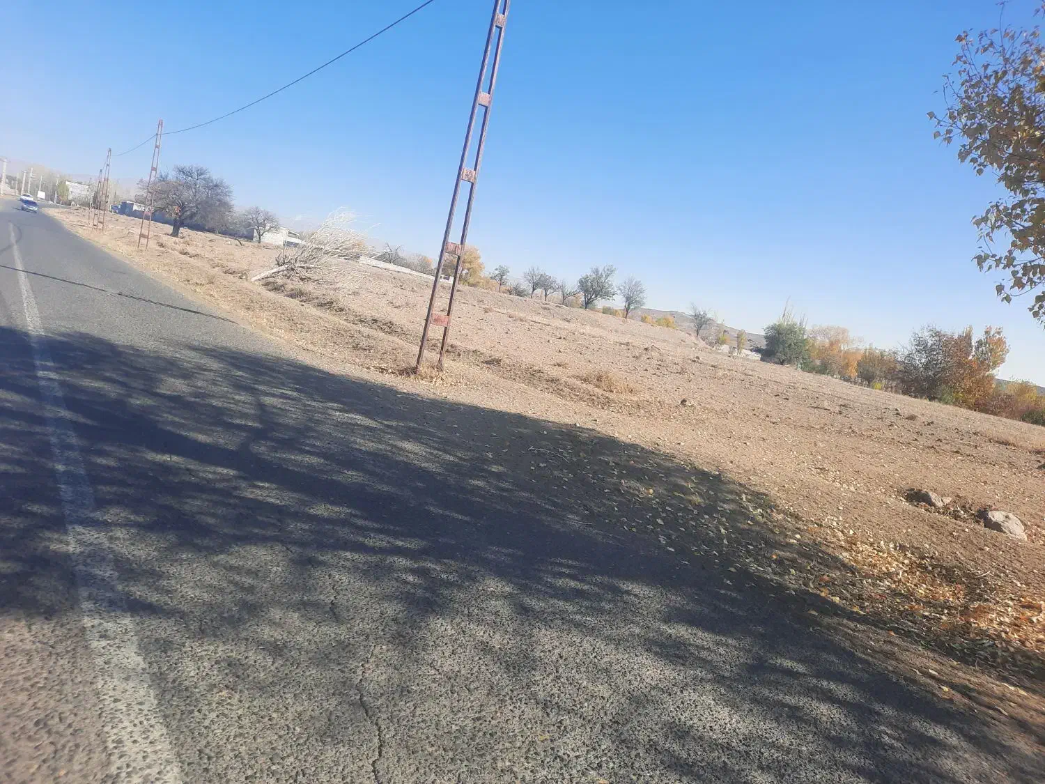 زمین آبی جهت باغ و ویلا در کنار جاده اصلی|فروش زمین و ملک کلنگی|ارشق, |دیوار