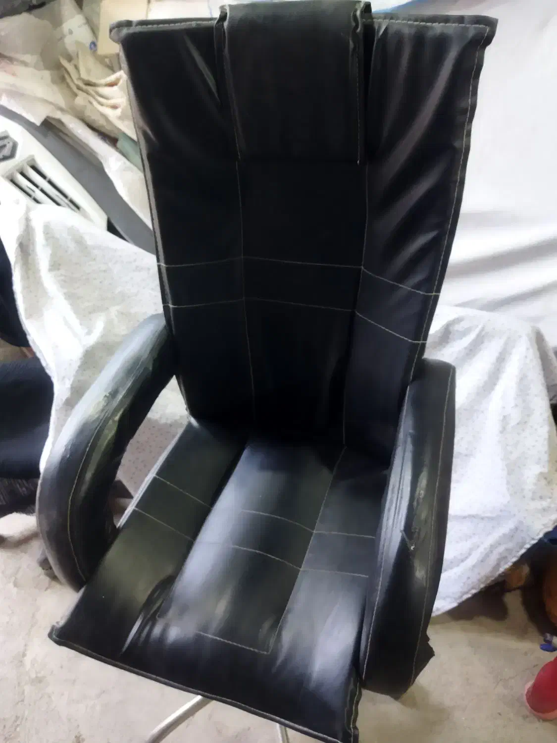 صندلی مدیریتی پشت بلند تمام چرم تنظیم ارتفاع جکی|دفتر کار|مریوان, |دیوار