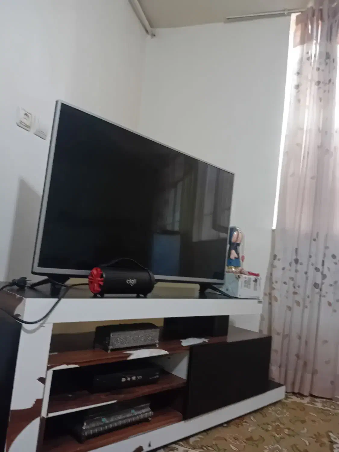 تلوزیون LG43اینچ|تلویزیون و پروژکتور|کرج, حصار|دیوار