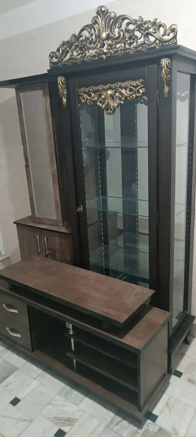 ویترین جاکفشی میز تلویزیون|جاکفشی، کمد، دراور|قم, باغ کرباسی|دیوار