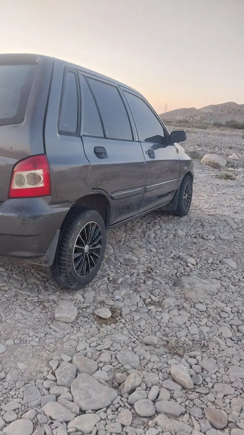 فروش فوری ۱۱۱ نوک مدادی مدل ۸۹ زیر پا بینظیر.|خودرو سواری و وانت|شیراز, قالیشویی|دیوار