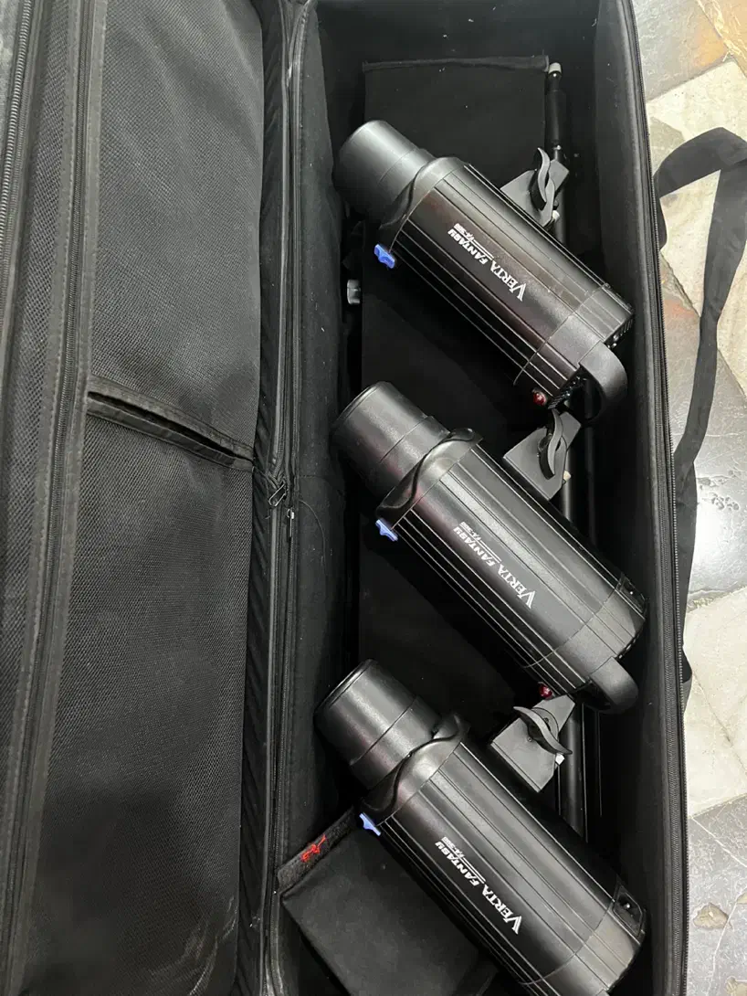 فلاش استودیویی|دوربین عکاسی و فیلم‌برداری|کرج, گلشهر|دیوار