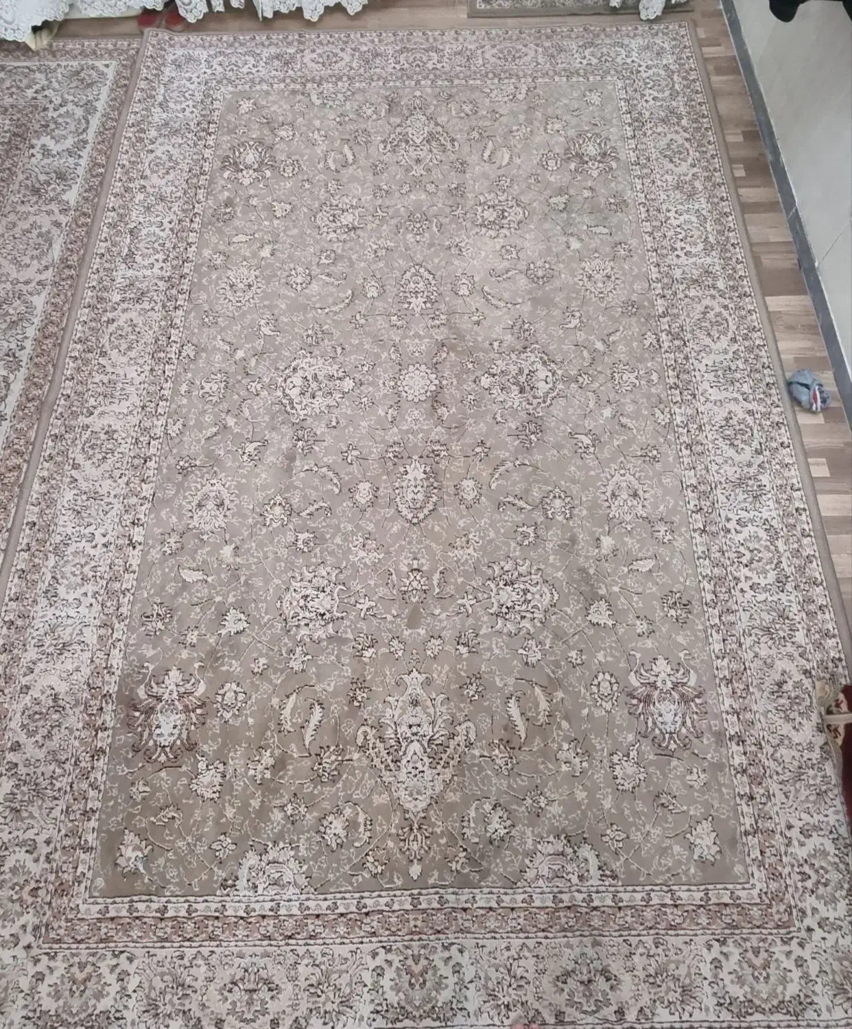 سه عدد فرش گردویی 6 9 12 متری|فرش|بهارستان, |دیوار