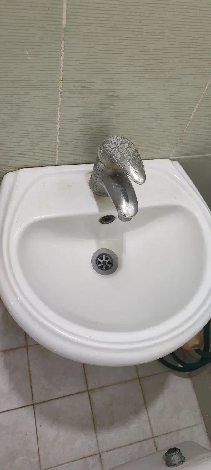 روشویی سالم با شیر|لوازم سرویس بهداشتی|بندرعباس, |دیوار