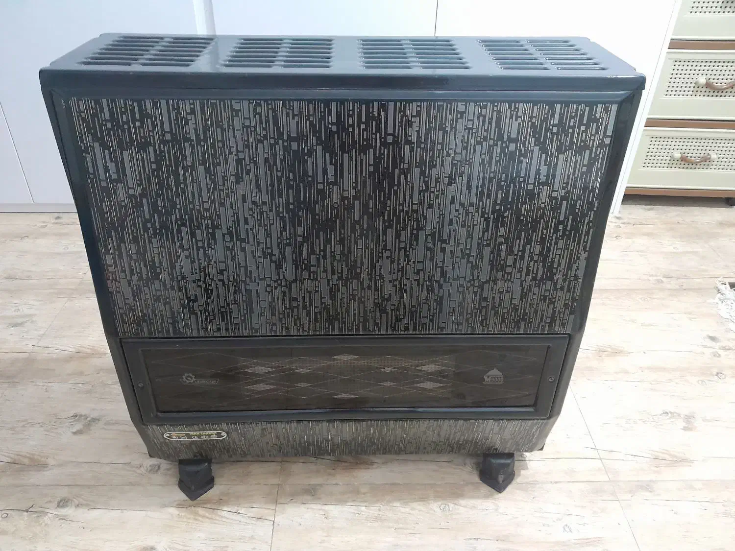 بخاری گازی ۹۰۰۰|بخاری، هیتر، شومینه|قائم‌شهر, |دیوار