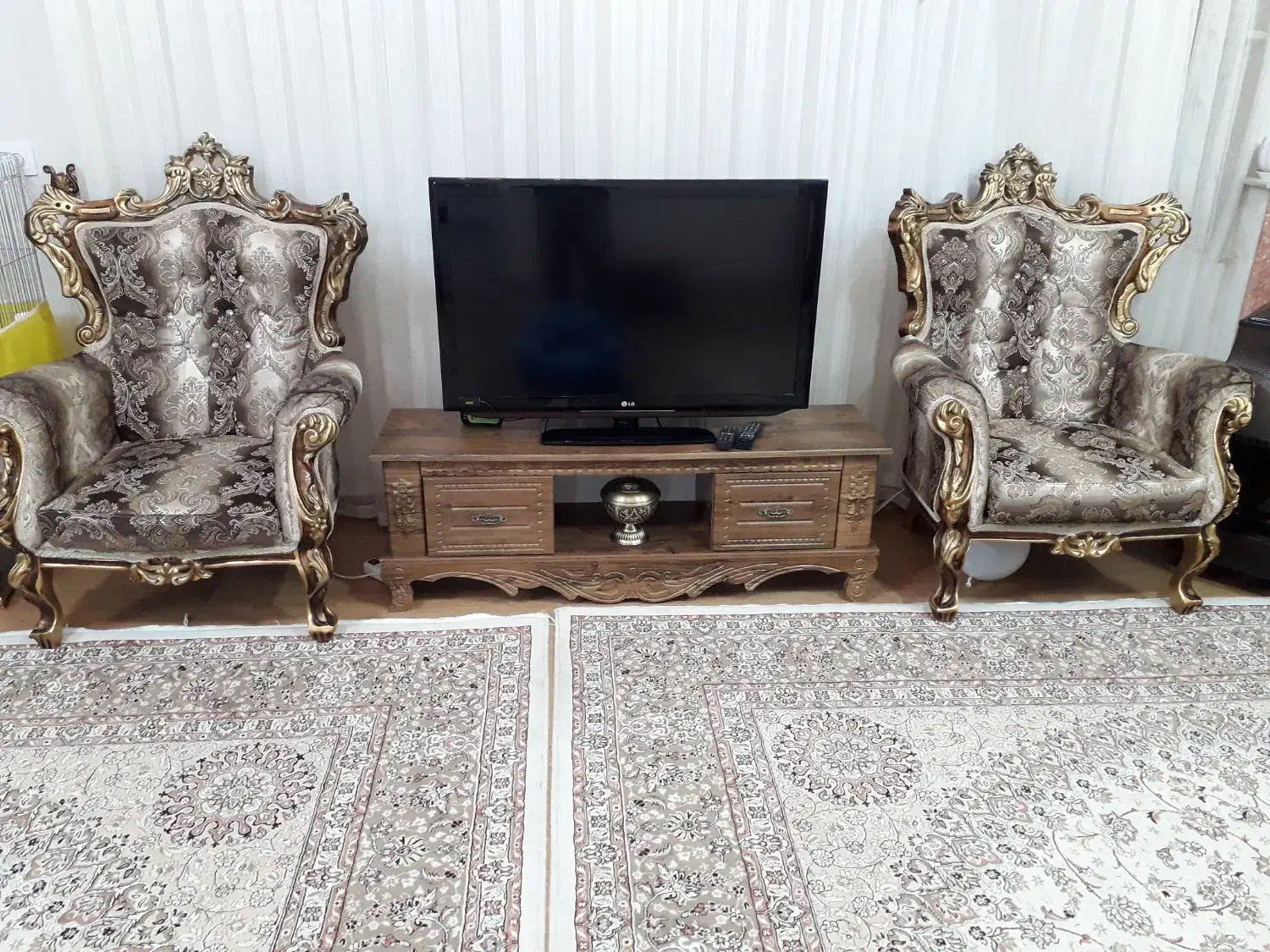 مبل سلطنتی ۹نفره|مبلمان خانگی و میز عسلی|سبزوار, کوی بهار|دیوار