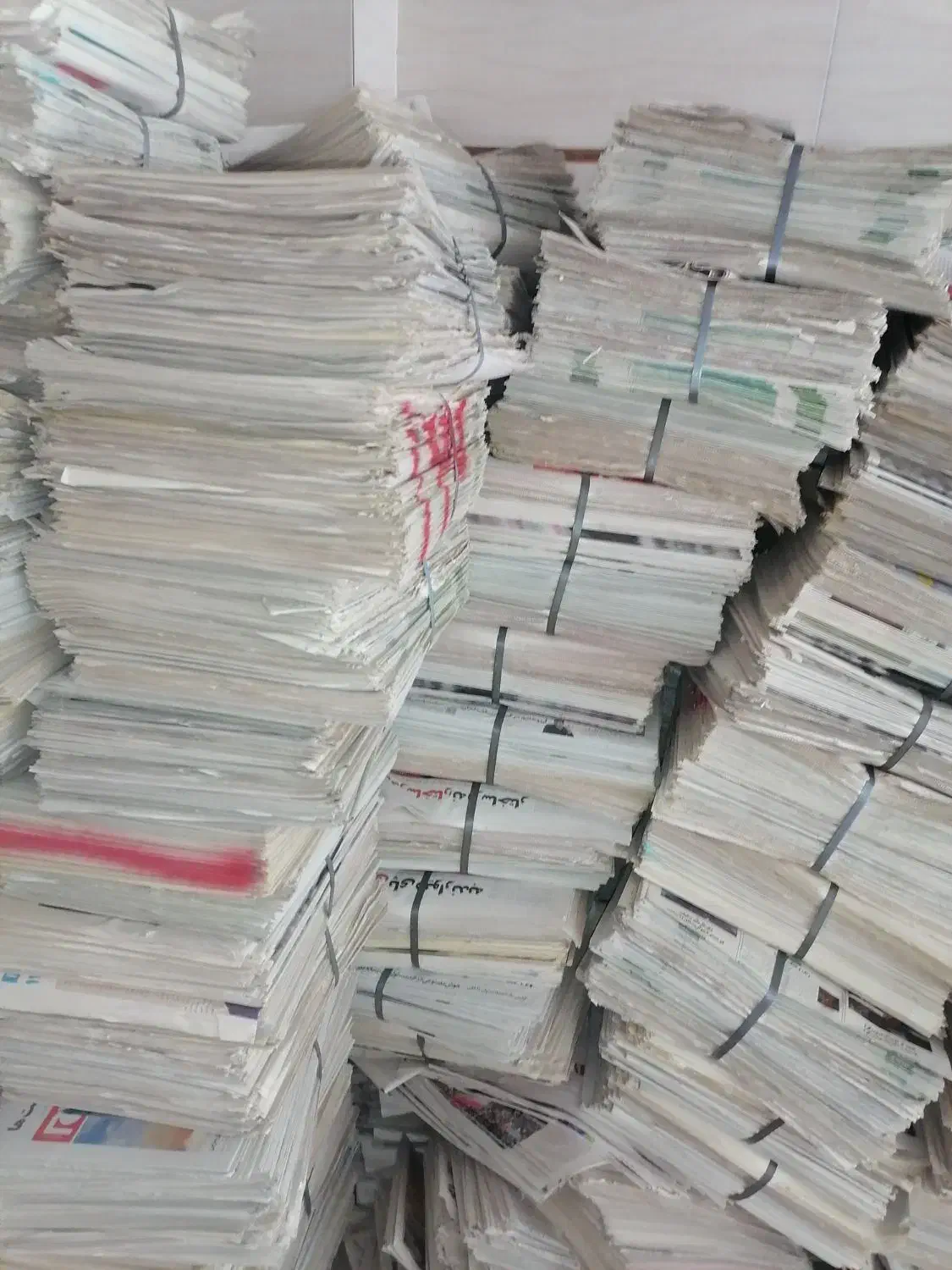 خرید و فروش روزنامه باطله|مجلات|شیراز, ریاستی|دیوار