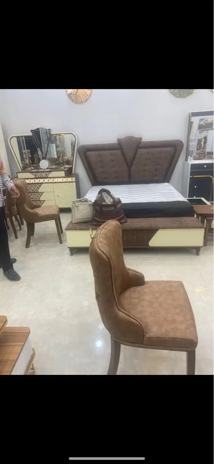 کلیه وسایل منزل بفروش میرسد بدلیل جابجایی|مبلمان خانگی و میز عسلی|زابل, |دیوار