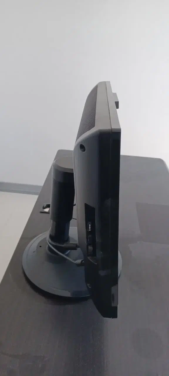 مانیتور AOC|قطعات و لوازم جانبی رایانه|همدان, |دیوار