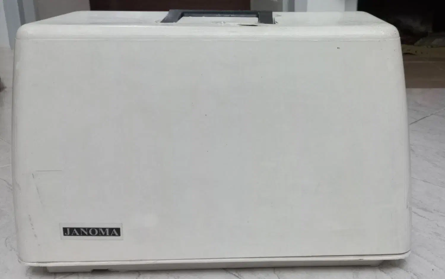 چرخ خیاطی با دینام|چرخ خیاطی و ریسندگی|ساوه, |دیوار