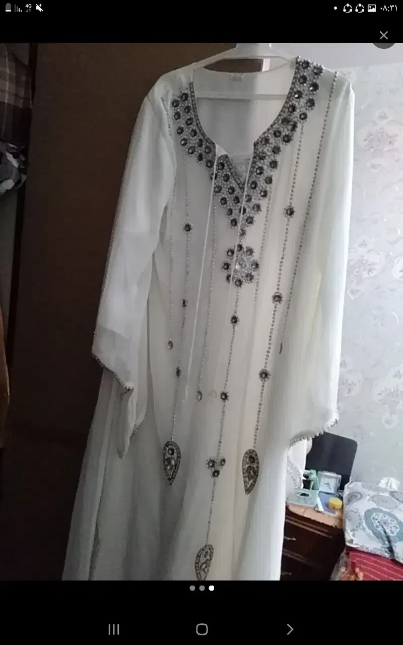 لباس مجلسی|لباس|شیراز, زند|دیوار