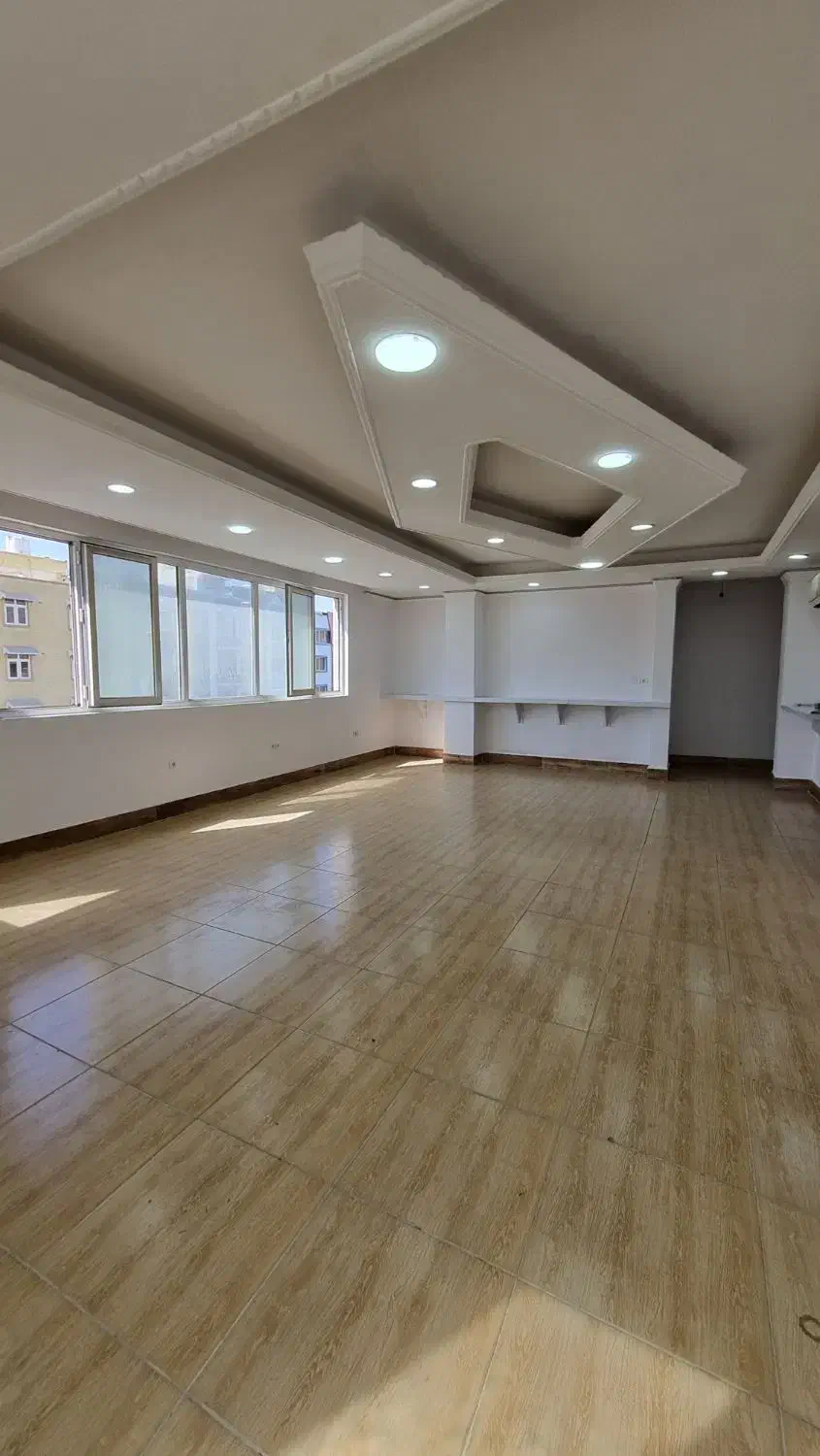 واحد دوخواب اداری ۱۱۵ متری - پلاک ۱ آزادگان|اجارهٔ دفتر کار، اتاق اداری، مطب|بندرعباس, |دیوار