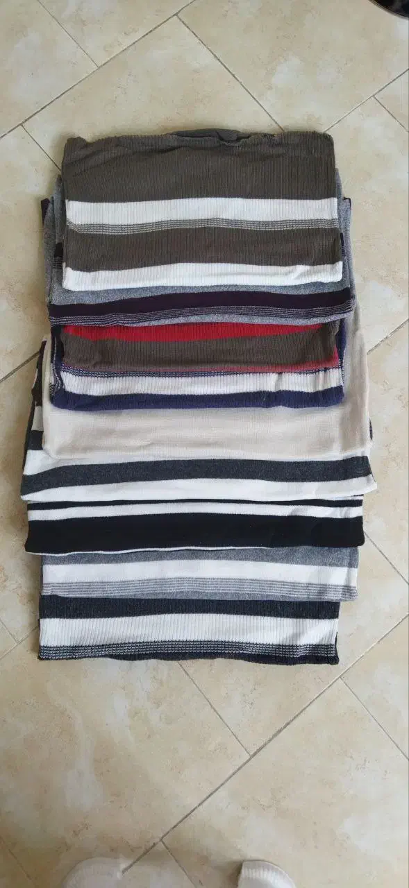 تعدادی لباس بافت|لباس|پاکدشت, پاکدشت (مامازند)|دیوار