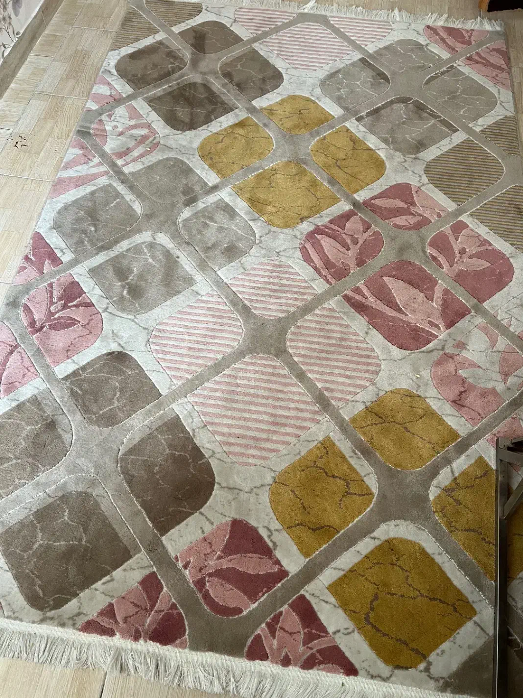 فرش|فرش|رشت, نظری|دیوار