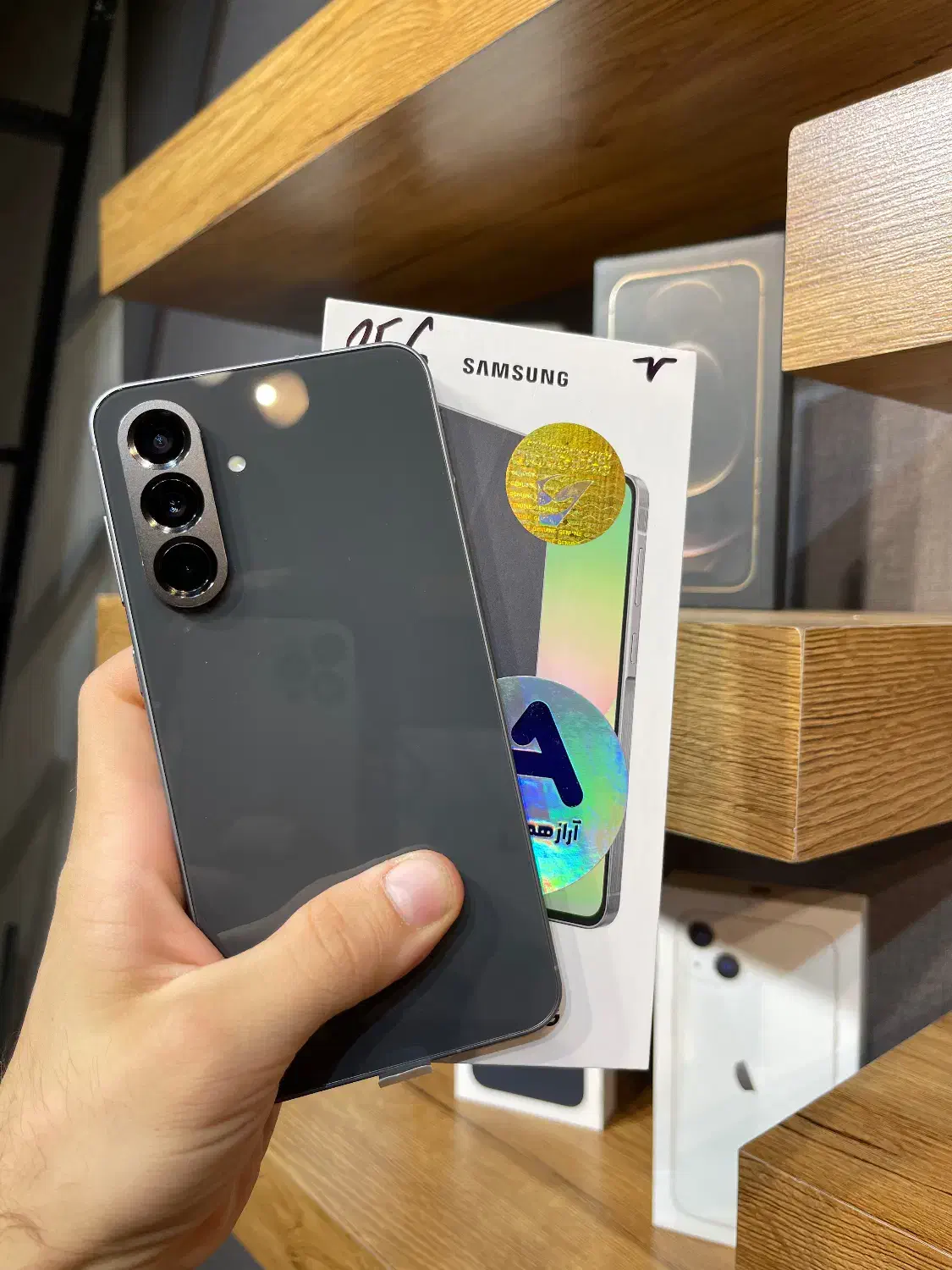 گوشی سامسونگ مدلGalaxy A56 128G Ram8 مشکی دوسیم|موبایل|قزوین, |دیوار