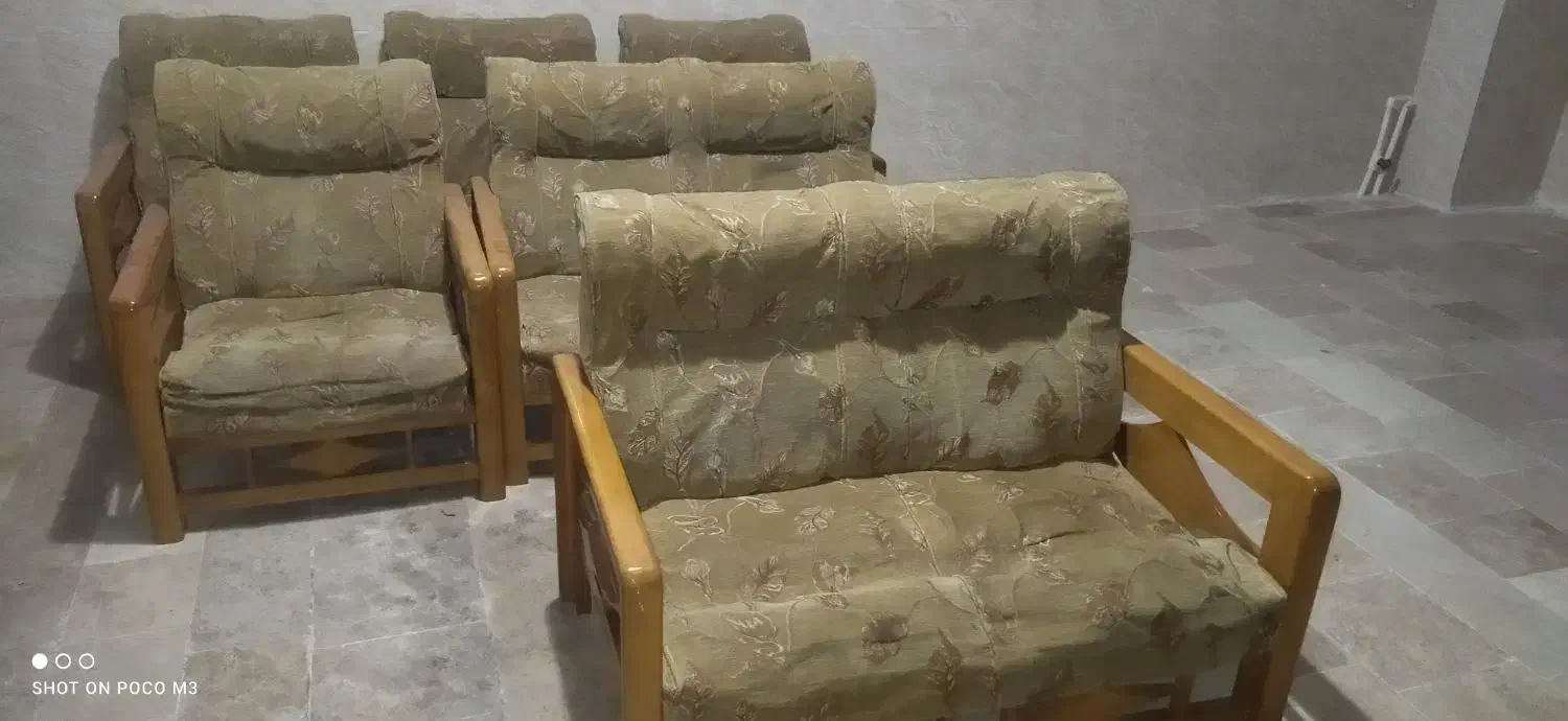 مبل ۸نفره|مبلمان خانگی و میز عسلی|قم, پامنار|دیوار