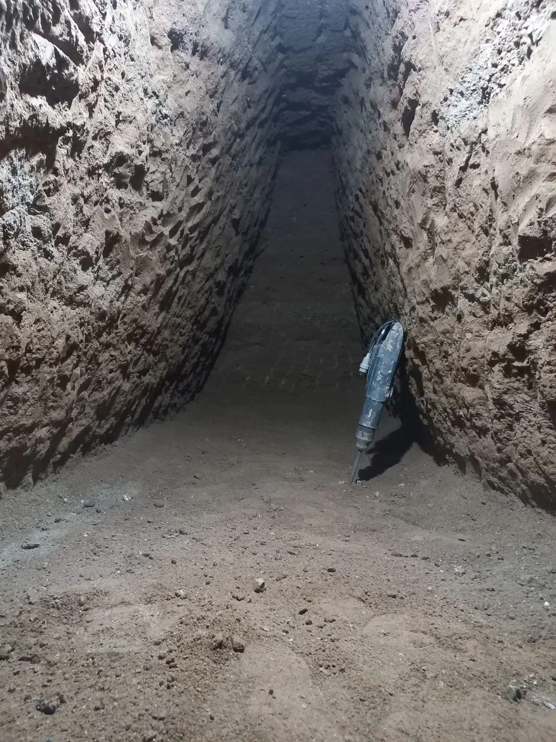 چاه کن|خدمات پیشه و مهارت|یزد, |دیوار