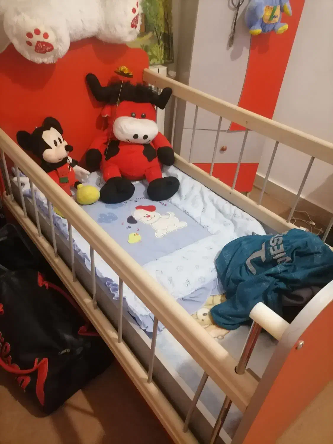 تخت وکمد کودک پسرانه،|تخت و صندلی بچه|تبریز, |دیوار