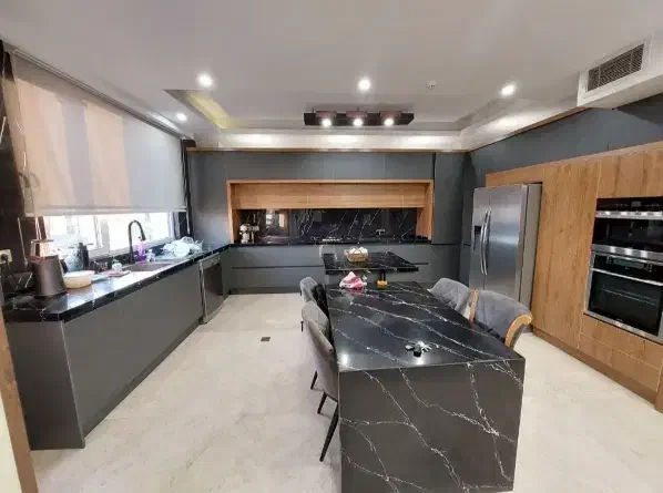 رهن ۲۴۰ متری در بافت اصلی جهانشهر / میدان گلها|اجارهٔ آپارتمان|کرج, جهان‌شهر|دیوار