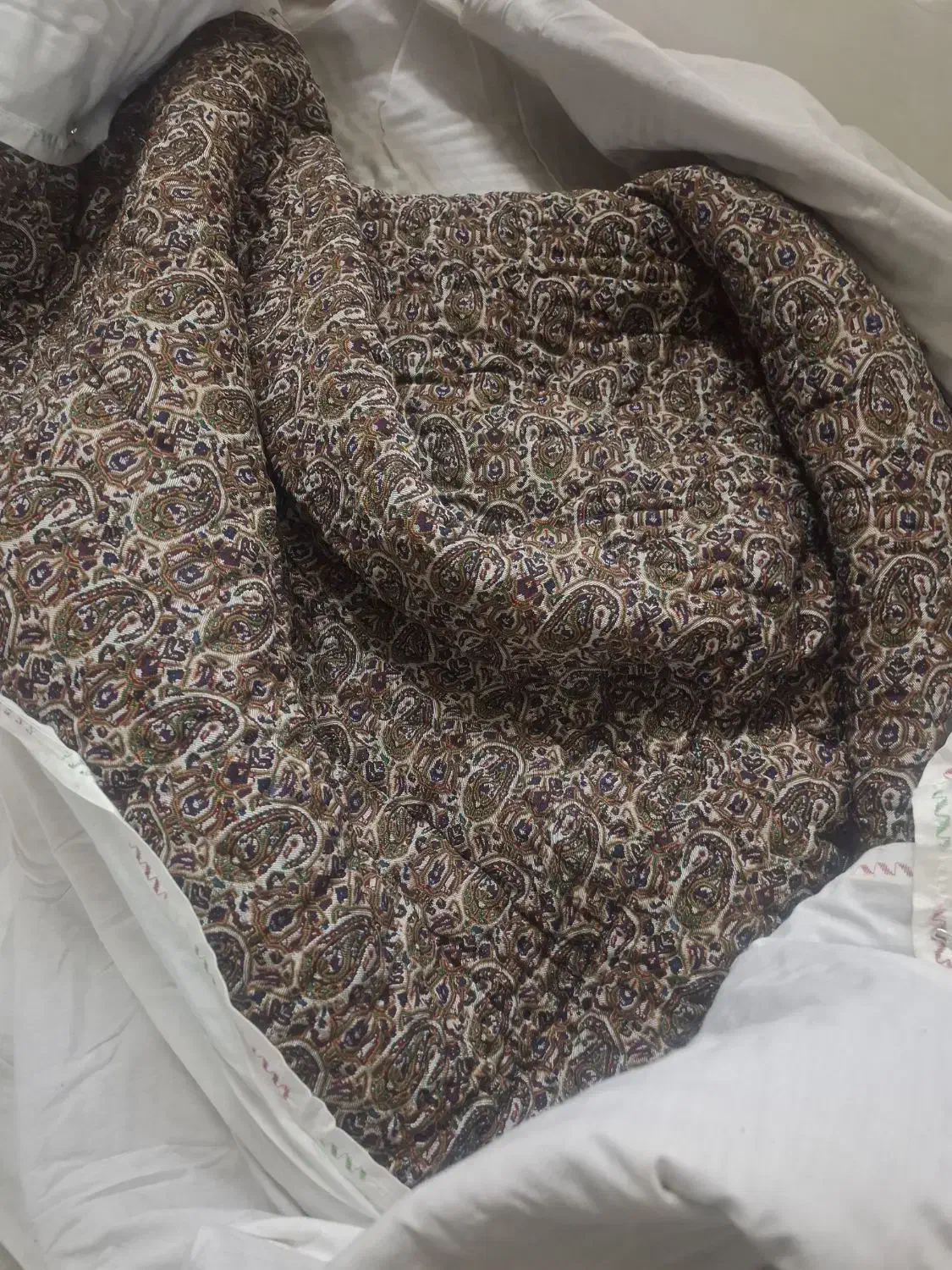 لحاف و تشک دو نفره نو نو|رختخواب، بالش، پتو|حمیدیا, |دیوار