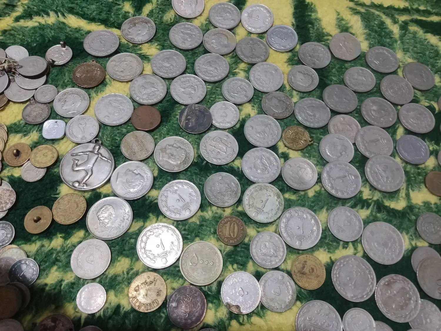 سکه های قدیمی|کلکسیون اشیاء عتیقه|قزوین, |دیوار