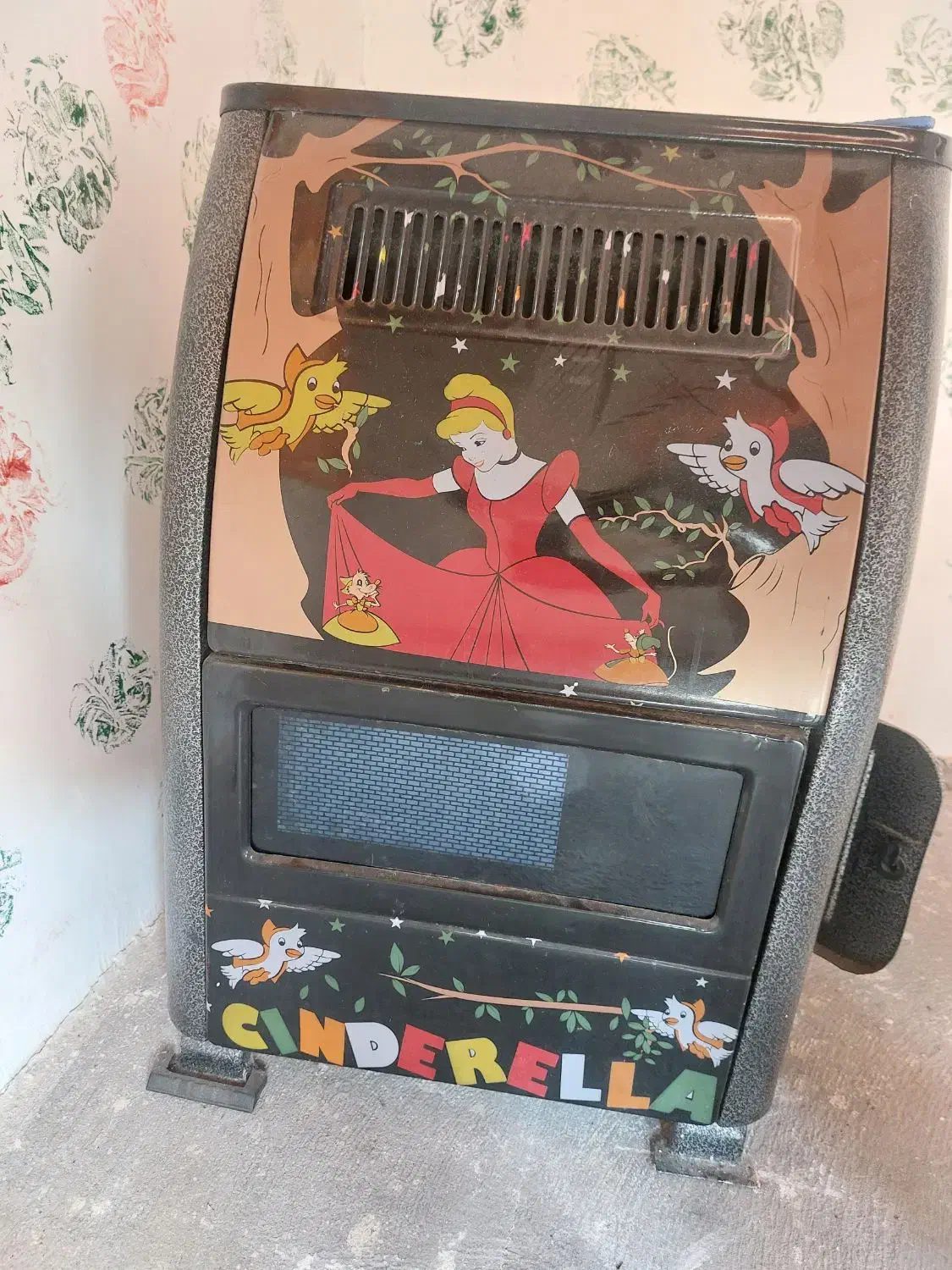 بخاری|بخاری، هیتر، شومینه|بندر انزلی, لیچارگی حسن رود|دیوار