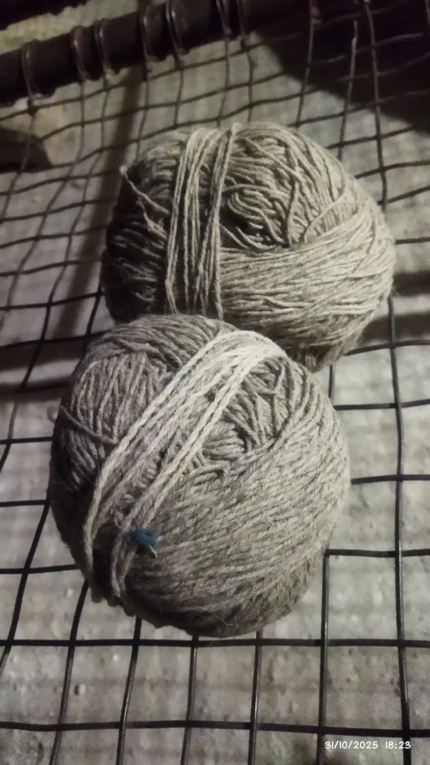 رشتن سفید و کال|لوازم خیاطی و بافتنی|لالی, |دیوار