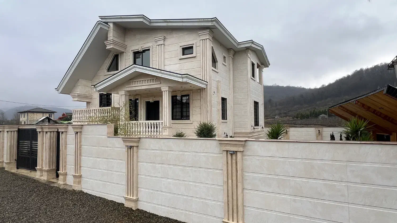 جاده دوهزار ، ویلا سنددار با استخر و جکوزی|فروش خانه و ویلا|تنکابن, |دیوار